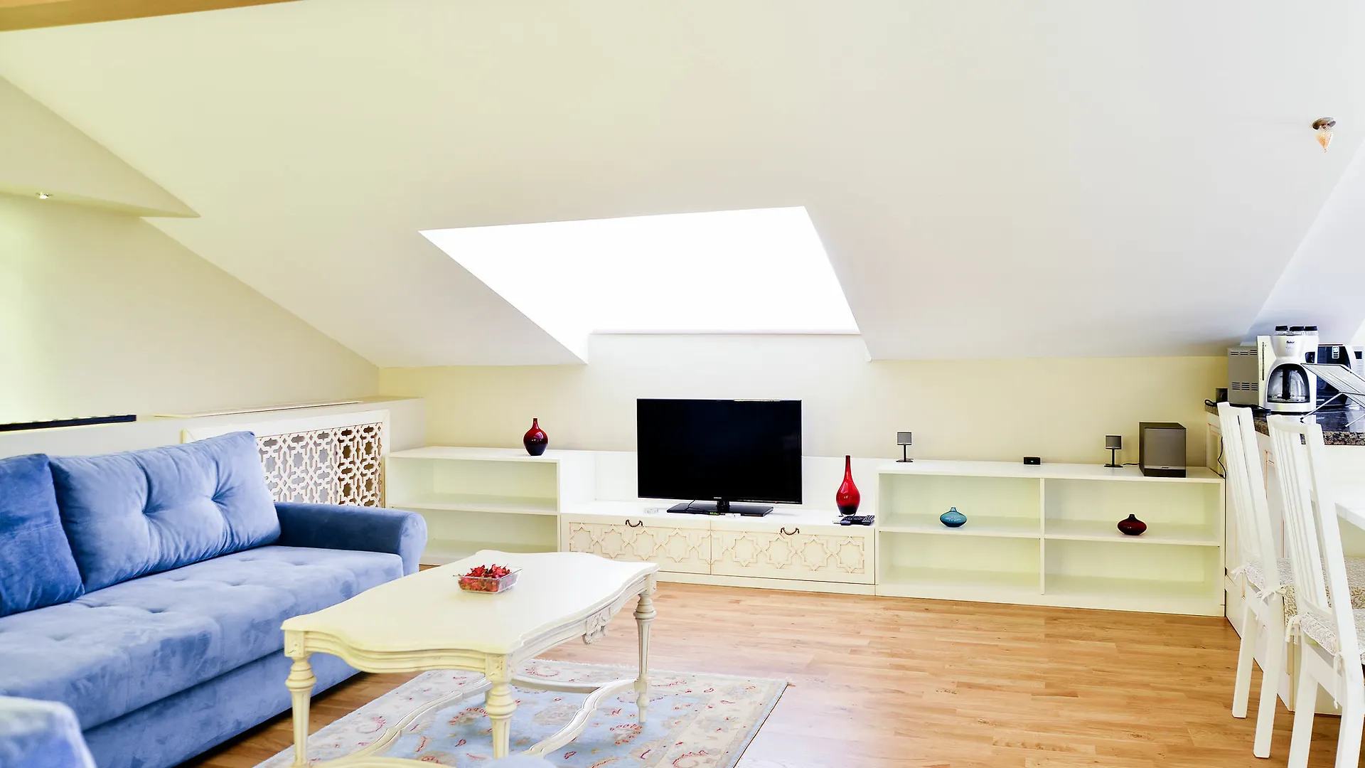 Cozy Flats Studio Apartment